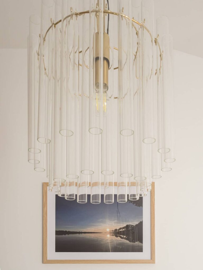 DETALLE LAMPARA SUITE DETALLE VENTAN SUITE La Casina de Navalcán