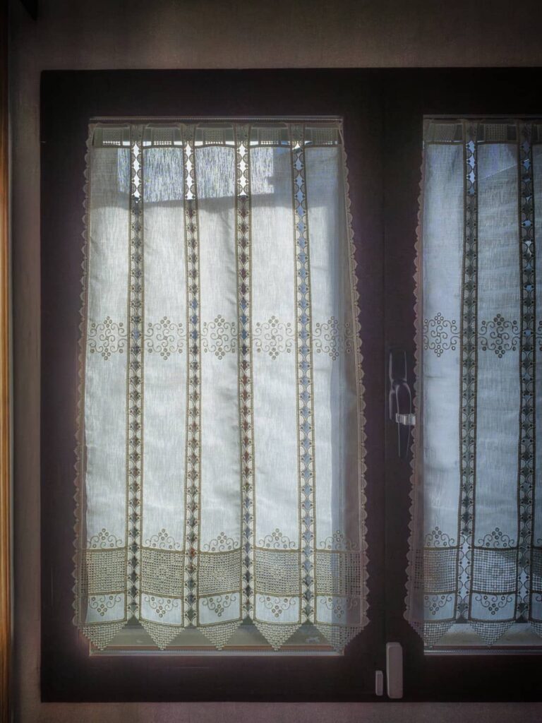 DETALLE VENTAN SUITE La Casina de Navalcán